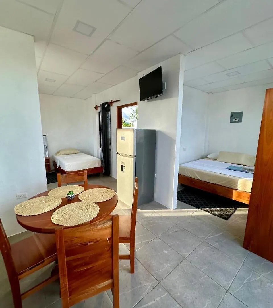 Family-Friendly With Balcony And Terrace Appartement Puerto Ayora
